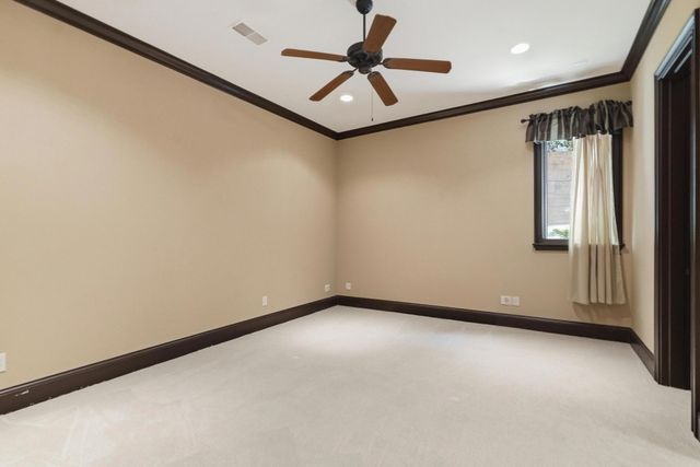 1140 Landing Pvt Ct, Gallatin, TN 37066