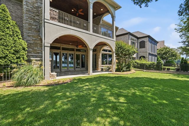 1140 Landing Pvt Ct, Gallatin, TN 37066
