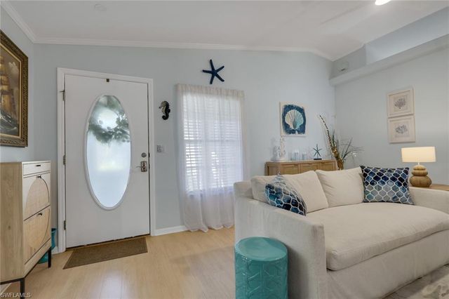 7581 Cameron CIR, Fort Myers, FL 33912