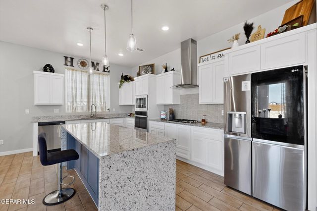 927 DEWSBURY Way, Horizon City, TX 79928
