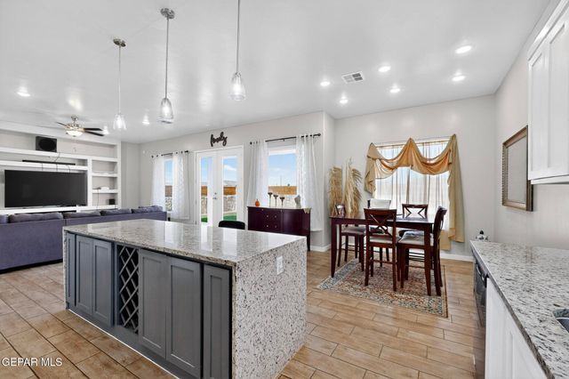 927 DEWSBURY Way, Horizon City, TX 79928