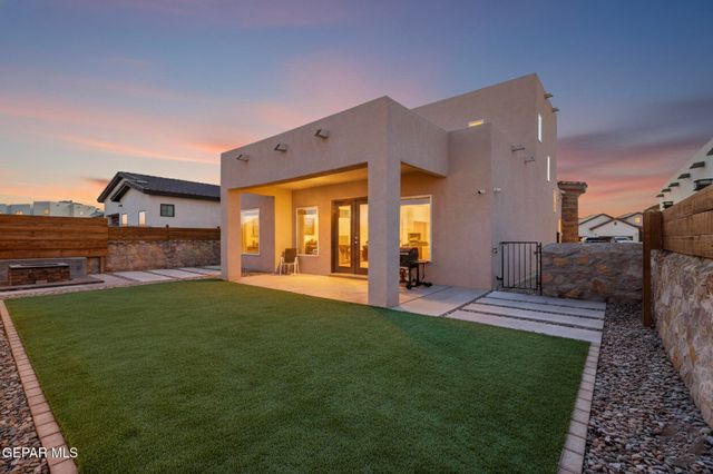 927 DEWSBURY Way, Horizon City, TX 79928