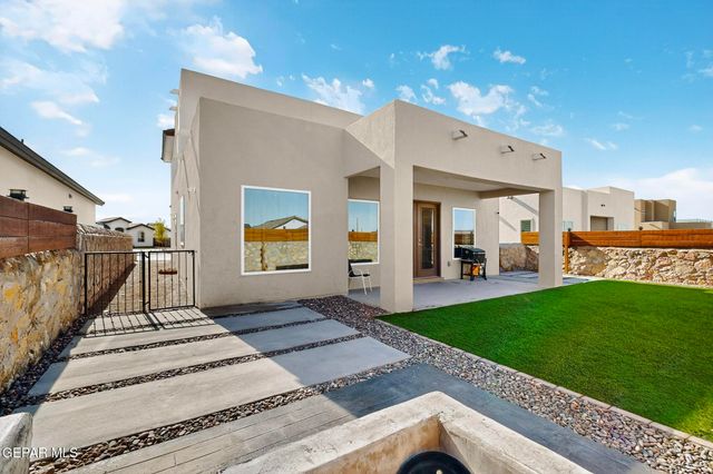 927 DEWSBURY Way, Horizon City, TX 79928