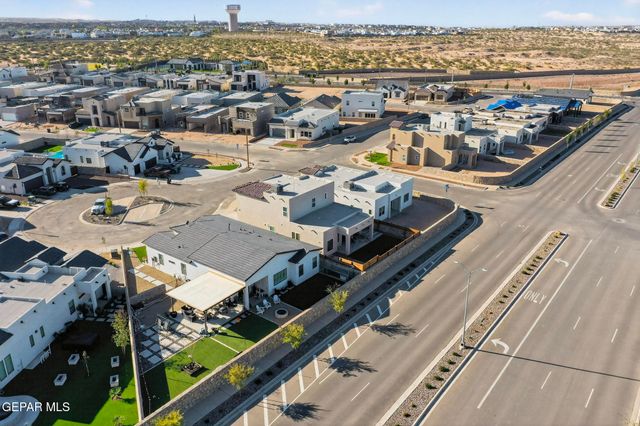 927 DEWSBURY Way, Horizon City, TX 79928