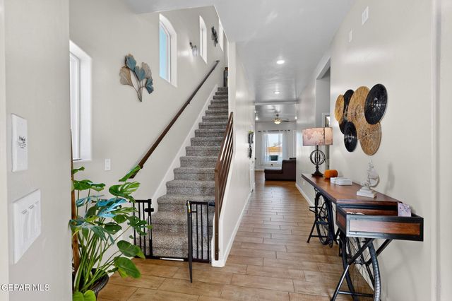 927 DEWSBURY Way, Horizon City, TX 79928