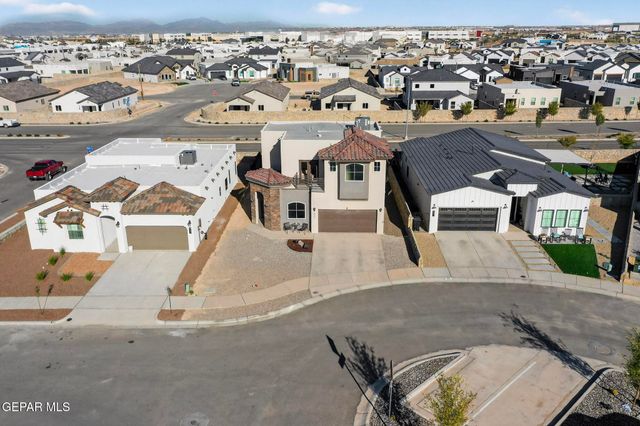 927 DEWSBURY Way, Horizon City, TX 79928