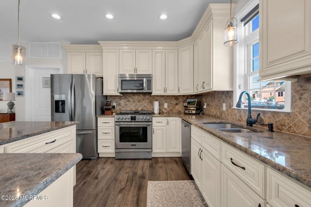 354 Naples Court, Lavallette, NJ 08735