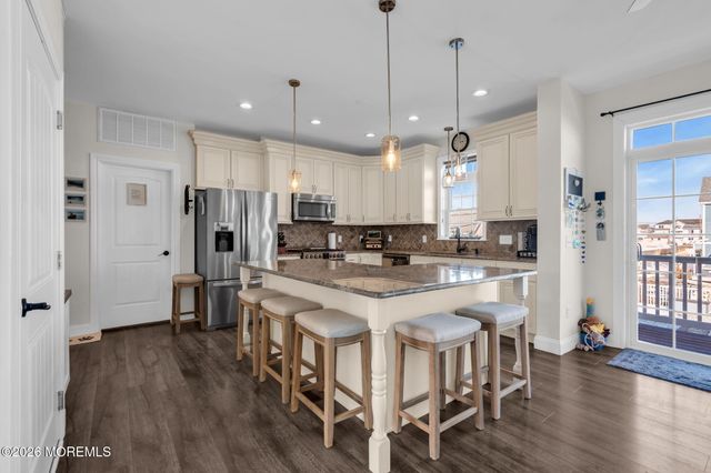 354 Naples Court, Lavallette, NJ 08735