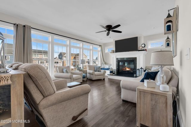 354 Naples Court, Lavallette, NJ 08735