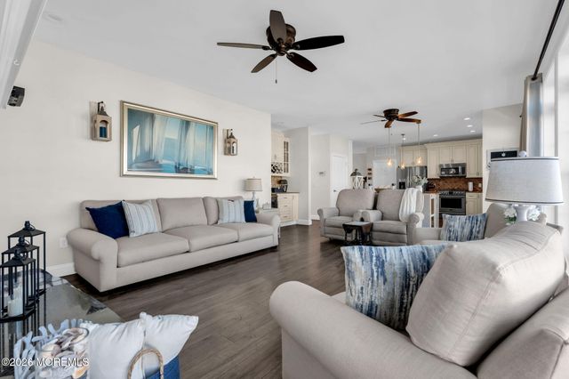 354 Naples Court, Lavallette, NJ 08735