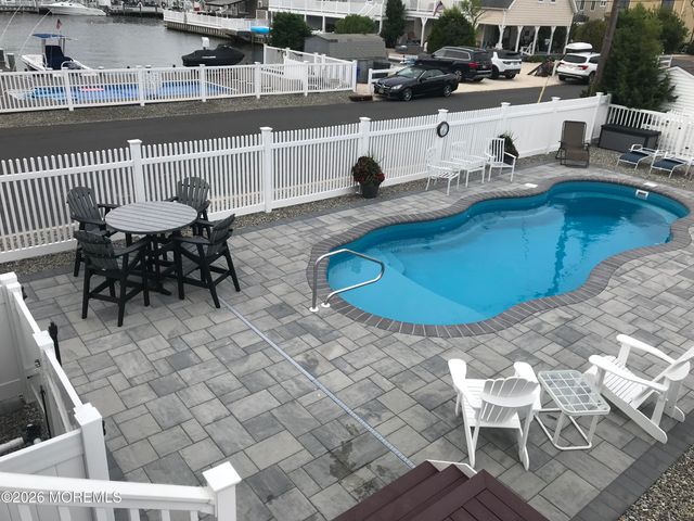 354 Naples Court, Lavallette, NJ 08735
