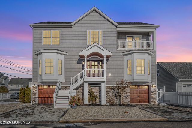 354 Naples Court, Lavallette, NJ 08735