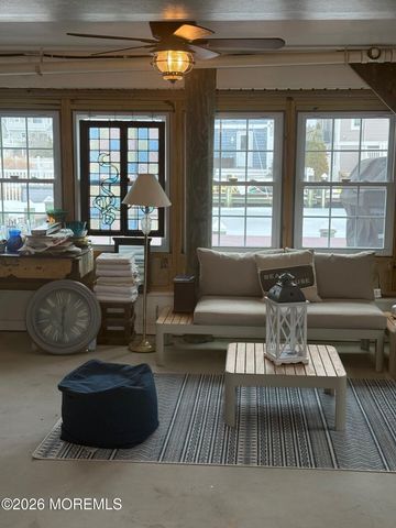 354 Naples Court, Lavallette, NJ 08735