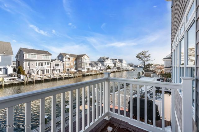 354 Naples Court, Lavallette, NJ 08735