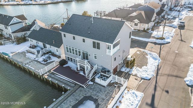 354 Naples Court, Lavallette, NJ 08735