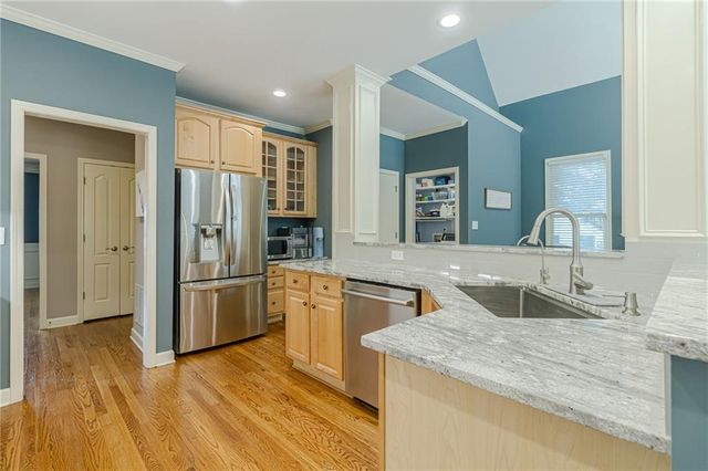 3928 Shadow Loch Drive, Suwanee, GA 30024