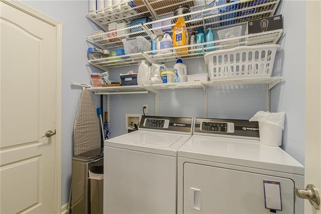 3928 Shadow Loch Drive, Suwanee, GA 30024