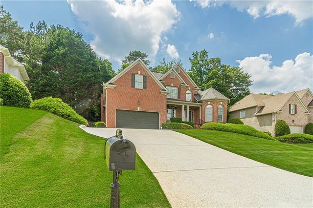 3928 Shadow Loch Drive, Suwanee, GA 30024