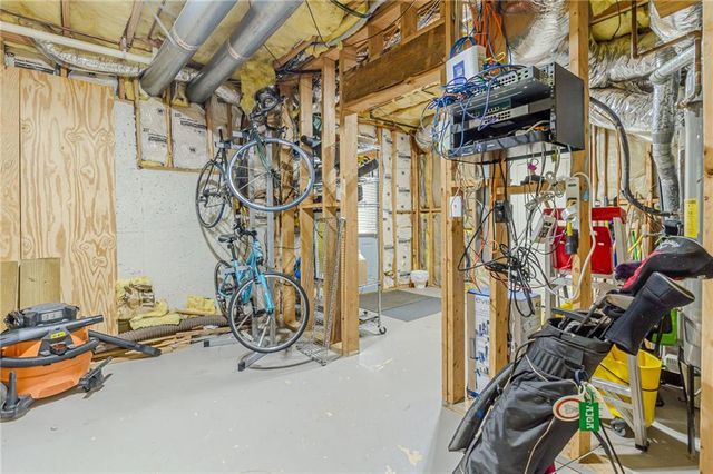 3928 Shadow Loch Drive, Suwanee, GA 30024