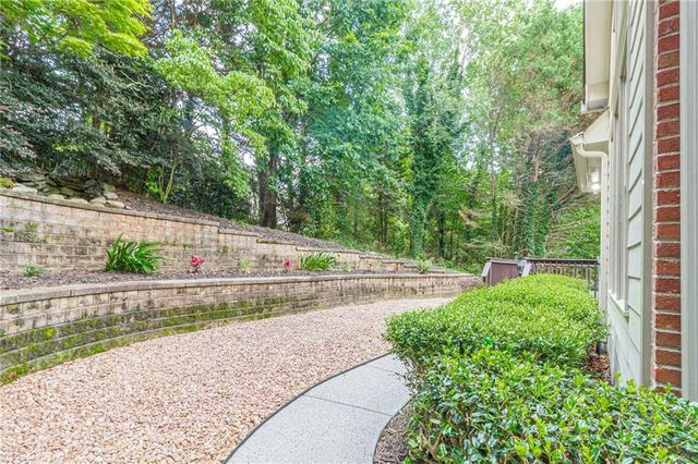 3928 Shadow Loch Drive, Suwanee, GA 30024