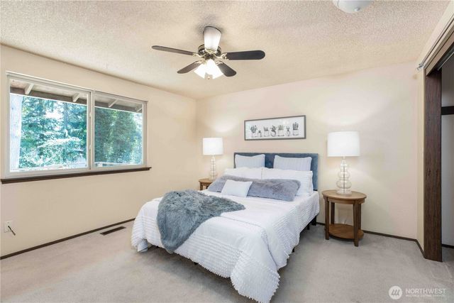 5194 Granada Place SE, Port Orchard, WA 98367