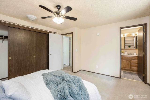 5194 Granada Place SE, Port Orchard, WA 98367