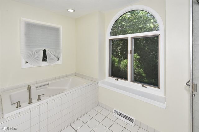 30776 Cedar Road, Pepper Pike, OH 44124