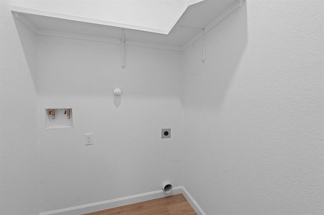 738 Chihuahua ST, Lockhart, TX 78644