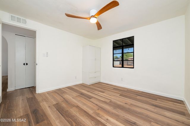 4442 E Waverly Street, Tucson, AZ 85712