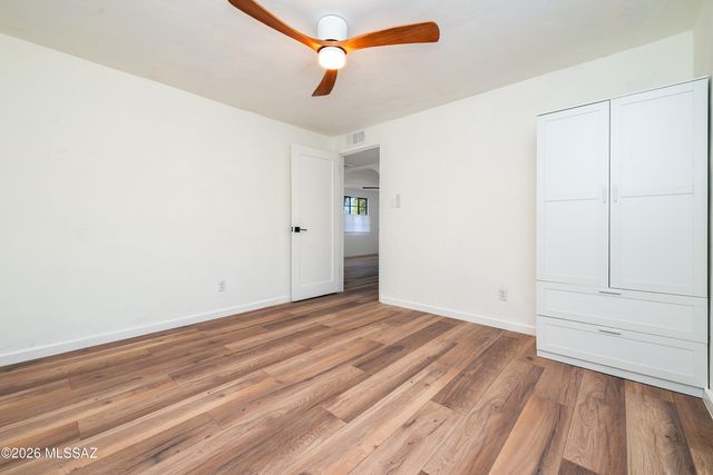 4442 E Waverly Street, Tucson, AZ 85712