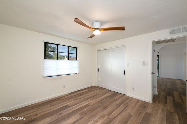 4442 E Waverly Street, Tucson, AZ 85712