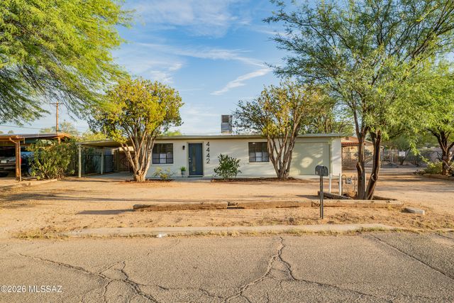 4442 E Waverly Street, Tucson, AZ 85712
