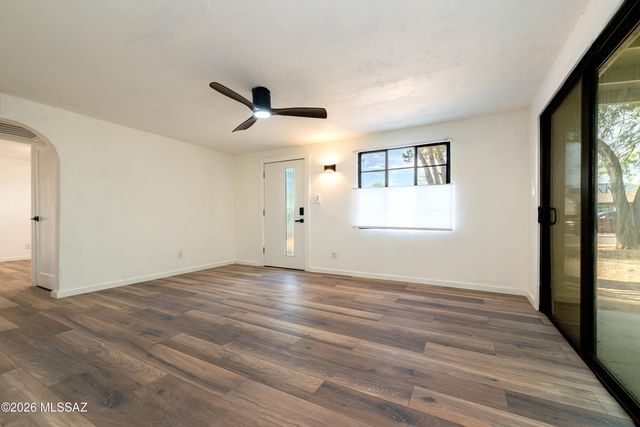 4442 E Waverly Street, Tucson, AZ 85712