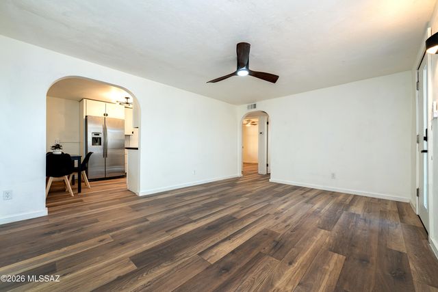 4442 E Waverly Street, Tucson, AZ 85712