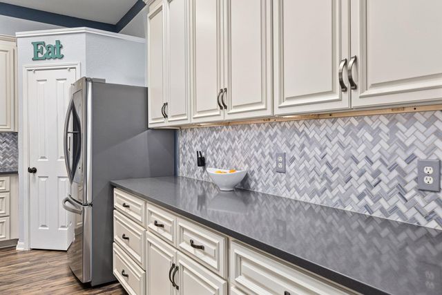 807 Yale DR, Pflugerville, TX 78660