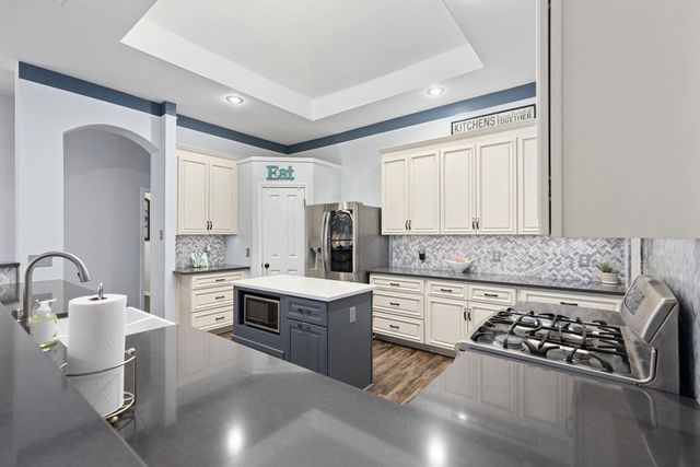 807 Yale DR, Pflugerville, TX 78660