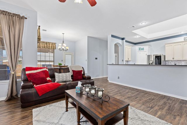 807 Yale DR, Pflugerville, TX 78660