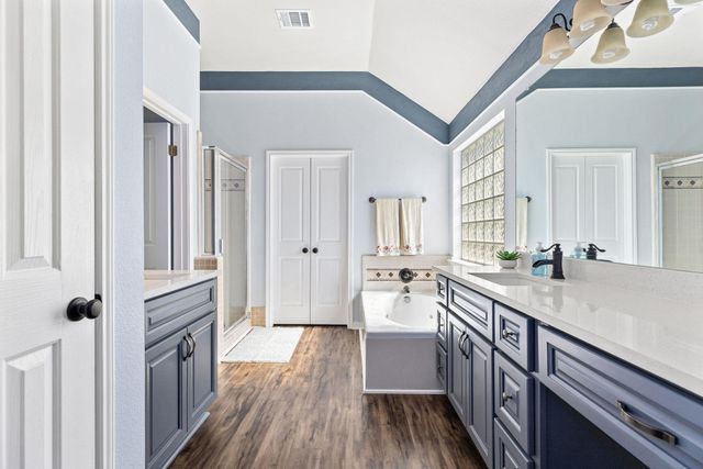 807 Yale DR, Pflugerville, TX 78660