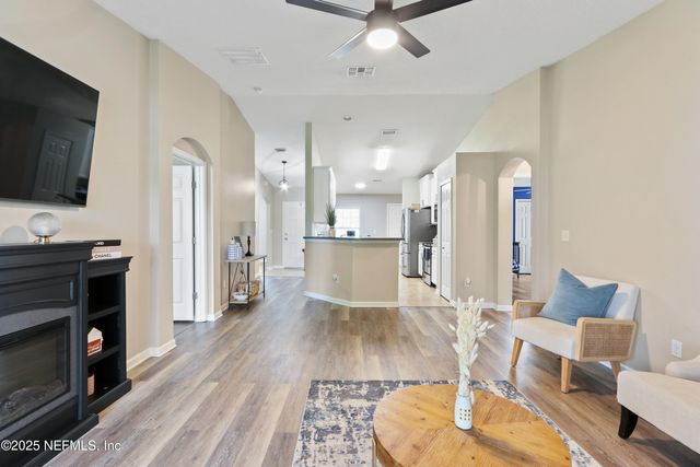 3975 CHIMNEY SWIFTS Lane, Middleburg, FL 32068