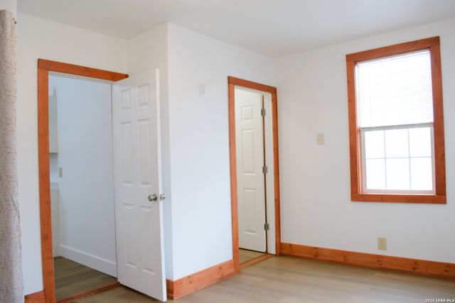 1406 Castroville, San Antonio, TX 78237