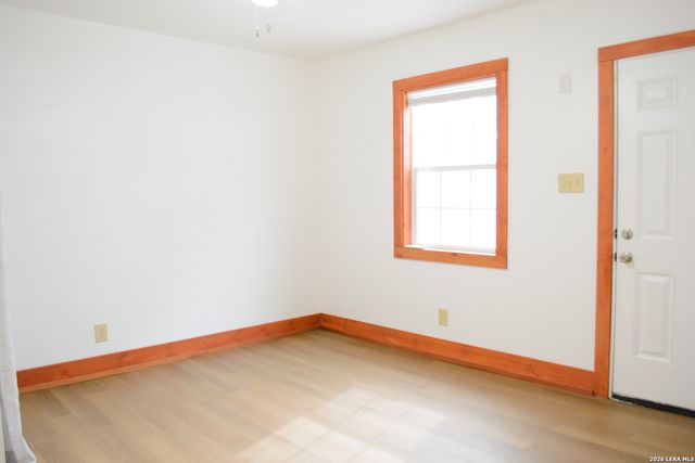 1406 Castroville, San Antonio, TX 78237