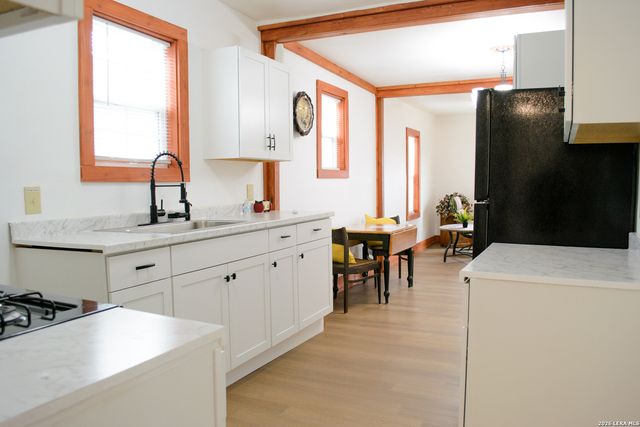 1406 Castroville, San Antonio, TX 78237