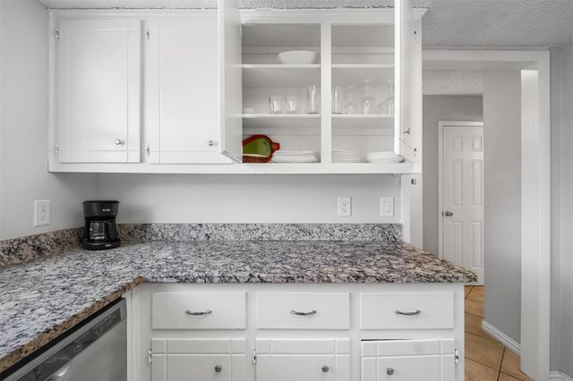 3208 Twinberry CV A, Austin, TX 78746