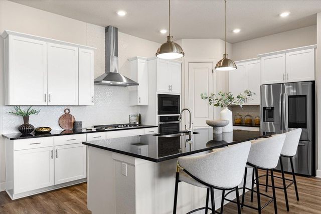 908 Knowles DR, Hutto, TX 78634