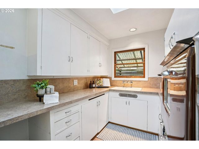 4415 Se 35TH Pl, Portland, OR 97202