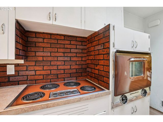 4415 Se 35TH Pl, Portland, OR 97202