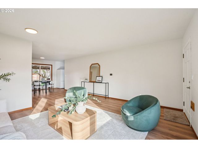 4415 Se 35TH Pl, Portland, OR 97202