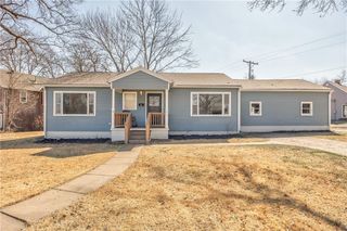 1017 Sherman Avenue, Leavenworth, KS 66048