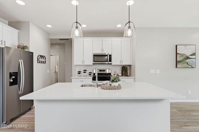10317 W Zimmerman Street, Marana, AZ 85653