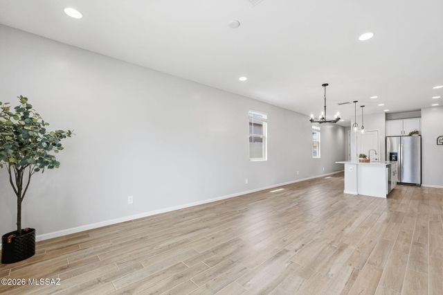10317 W Zimmerman Street, Marana, AZ 85653